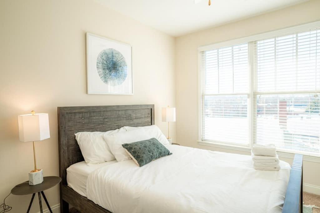 Viagem Bright And Relaxing 2Br In Prime Location Appartamento Charlotte Esterno foto